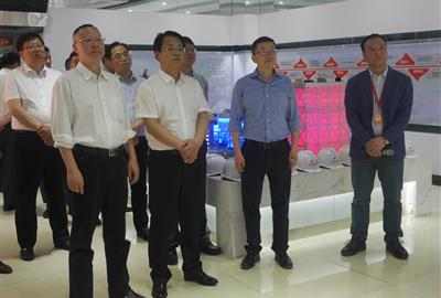 Dongliao county party committee Jingrui Qiu and other leaders visited to TUNA